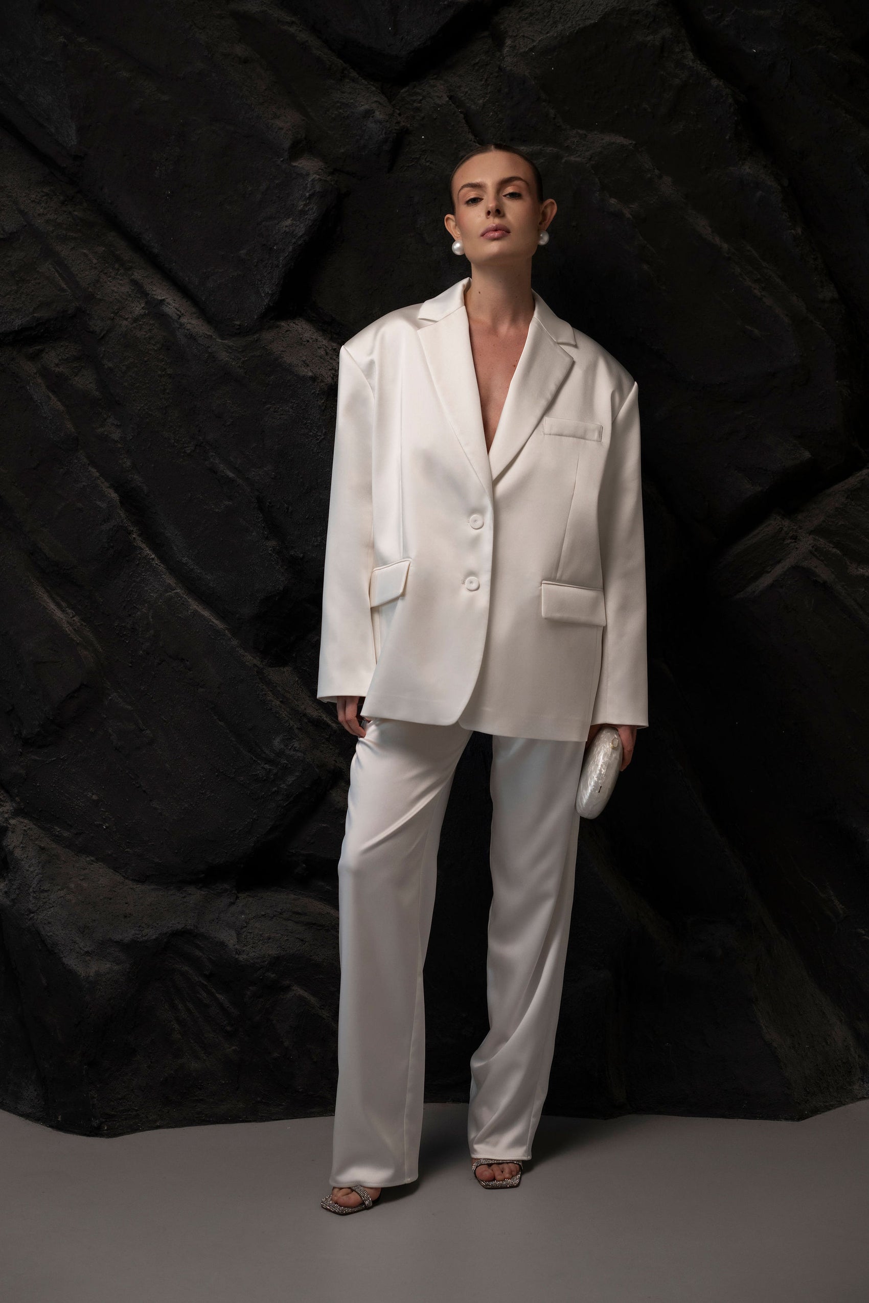 жакет оверсайз атласний молочний